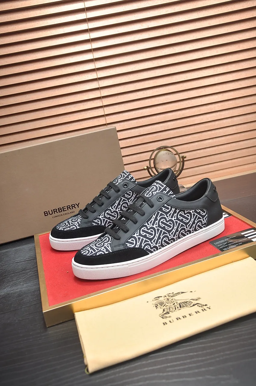 Men's shoes💰480💶[Burberry] (cowhide lining) classic low-top sneakers｜Imported cowhide with classic plaid fabric｜Cow leather lining｜Original outsole｜Fine workmanship and comfortable to wear Size: 38-44 (customized at 45)